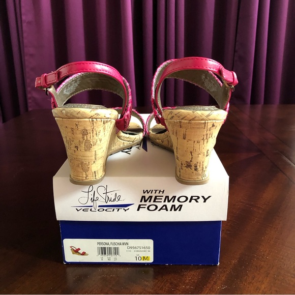 Life Stride Velocity Persona In Fuschia & w/Memory Foam - Size 10M - Picture 5 of 9